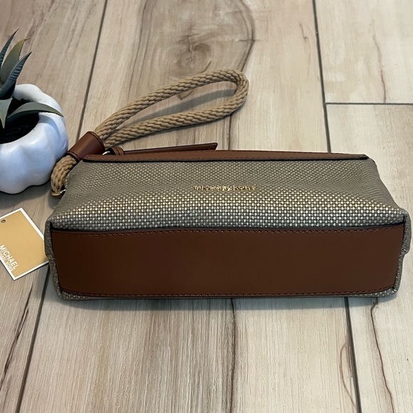 Michael Kors Talia Small Canvas Wristlet NWT - Picture 4 of 9